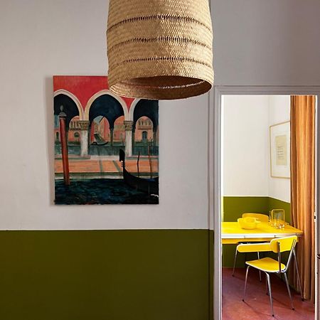 L'Appartement Du Cafe De L'Horloge La Ciotat Bagian luar foto