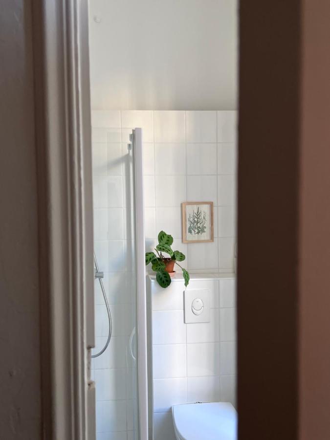 L'Appartement Du Cafe De L'Horloge La Ciotat Bagian luar foto